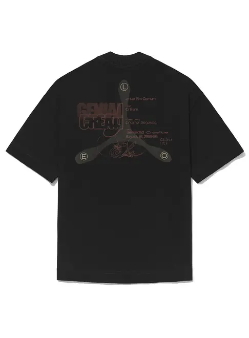 CAMISETA OVER  "GORE" - PRETO