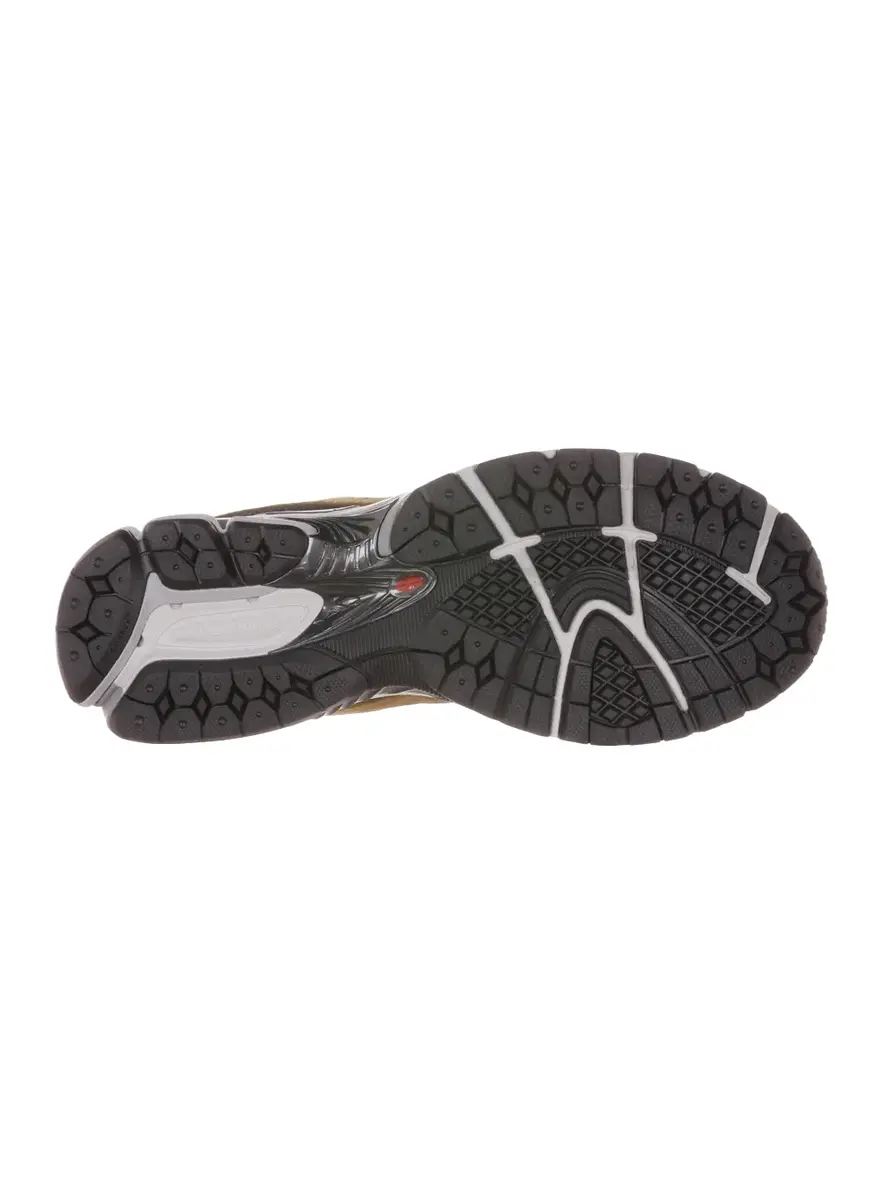 TÊNIS NEW BALANCE 2002R