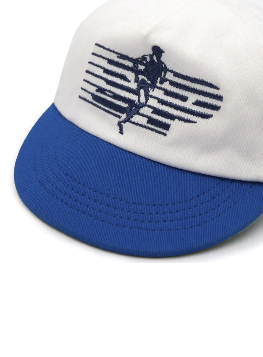 THE RUNNER CROWN