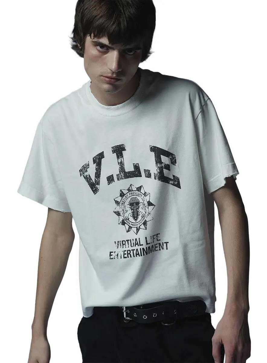 V.L.E REGULAR TEE