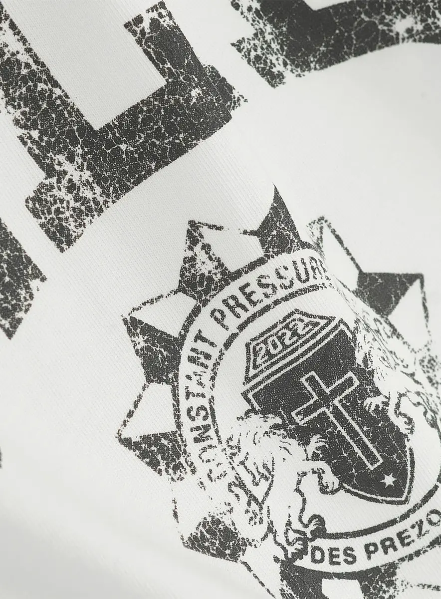 V.L.E REGULAR TEE