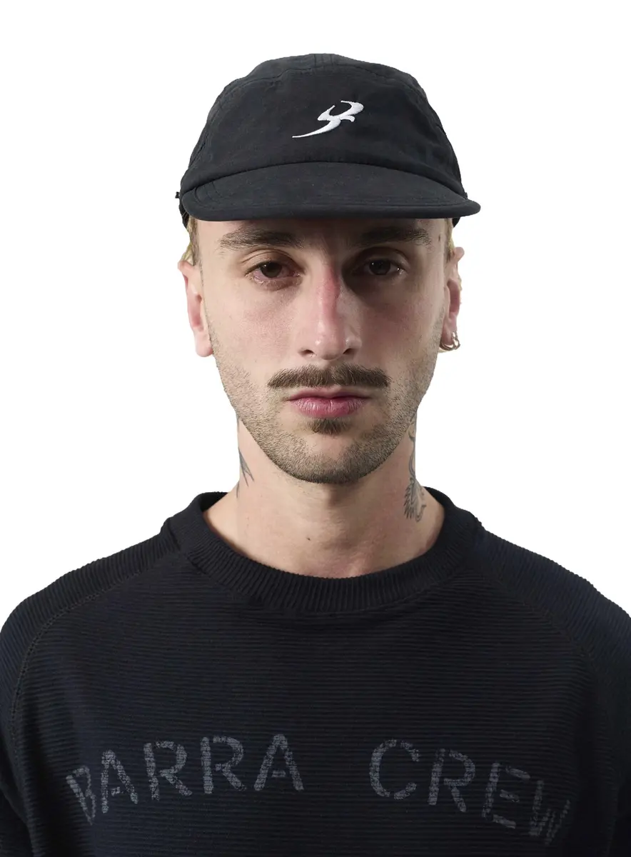 BONÉ FIVE PANEL LEVE