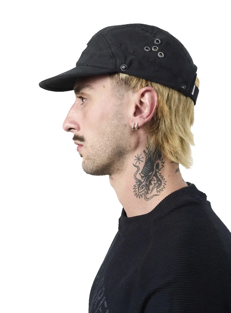 BONÉ FIVE PANEL LEVE