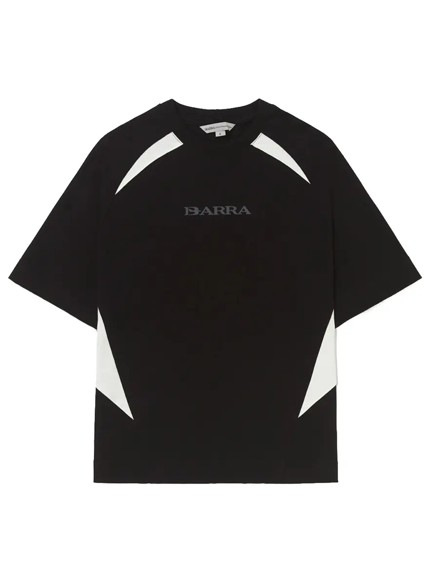 CAMISETA RECORTADA BARRA REMIX