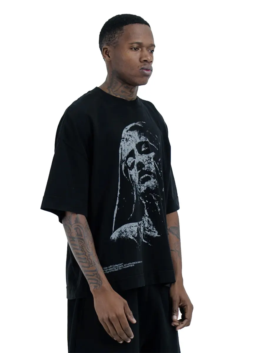 CAMISETA BOXY TEE CREED