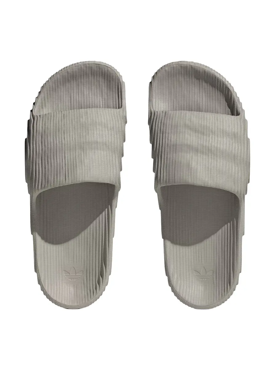 CHINELO ADILETTE 22